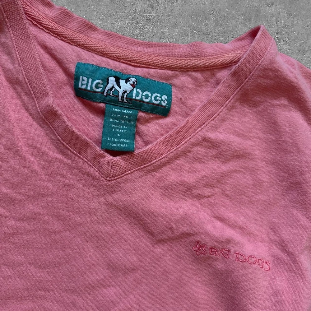Big Dogs Pink V-Neck Cotton T-Shirt Womens Small Y2K Baby Tee Short Sleeve - Picture 3 of 5